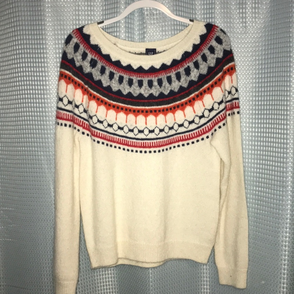 NEW Gap Winter Sweater